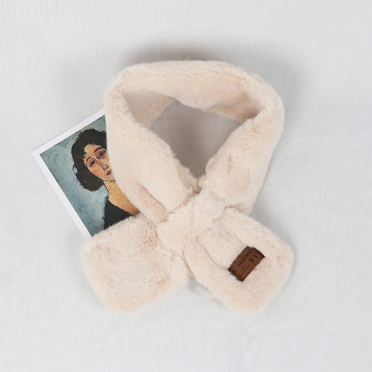 【狂欢价】艾佳微交叉围巾女冬季日系小清新贴...