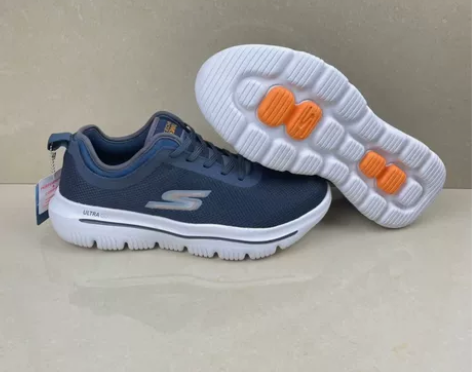 蓝色斯凯家运动鞋男款2022秋季缓震跑步鞋...