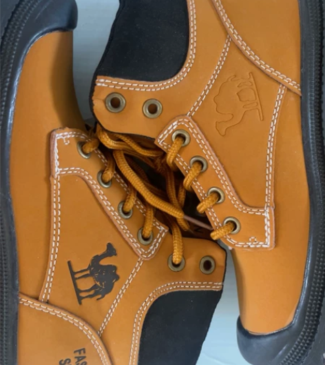 全新骆驼的童鞋32码。 感兴趣的话点“我想...