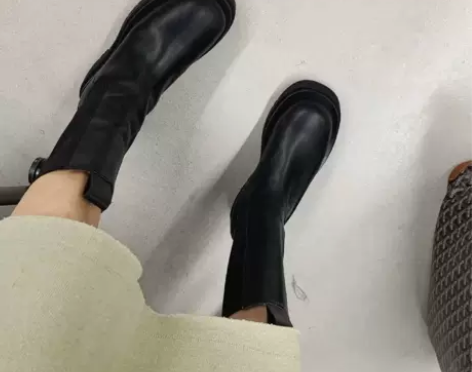 MONA同款女靴子2021新款加绒厚底大头...
