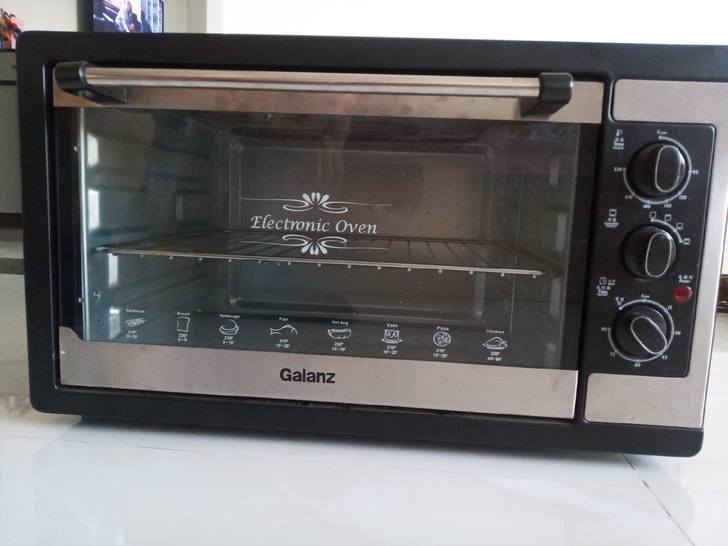 闲置格兰仕烤箱，38升，几乎全新，功能完好...