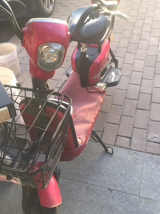 爱玛48 20电动车，目前能跑40公里，闲...