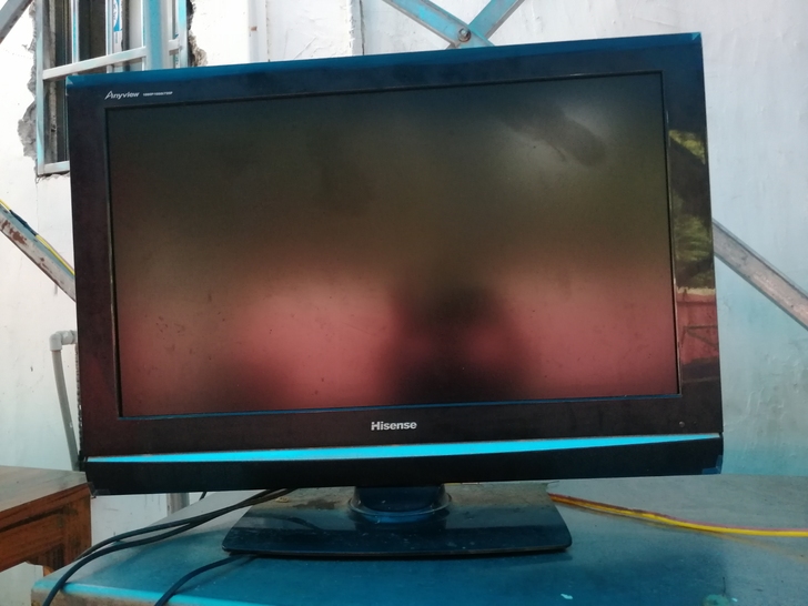 海信液晶电视，三十二寸，无维修，用的很少，...