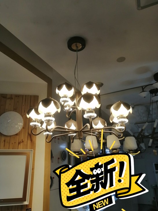 只因实体店难做,所以挂闲鱼,全部高端产品低...