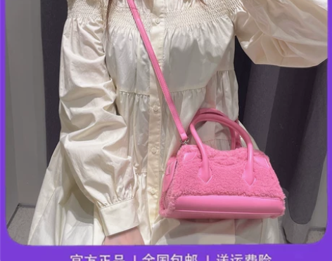 UR女包粉色羊羔毛机车包2022冬季新款