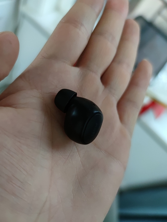 QCY T4 左耳一个，    功能完好，...