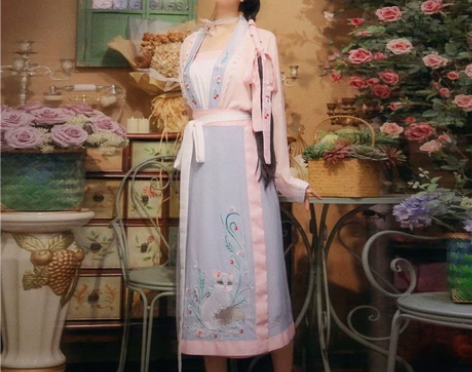 汉旭招财猫汉服宋旋裙三件套汉元素 九成新售...