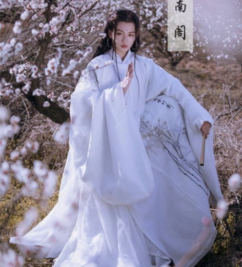 雁卿汉服出租包邮出租汉服出租司南阁无缘出租...