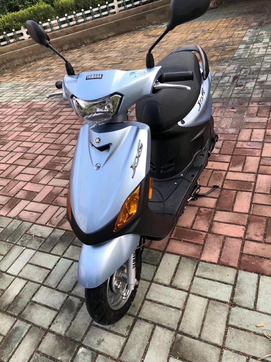 二手摩托车雅马哈巧格100cc 二代,天蓝...