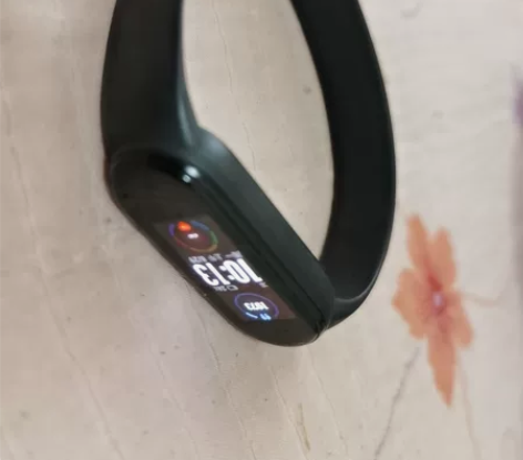 小米手环5代NFC 成色还行需要的联系 感...