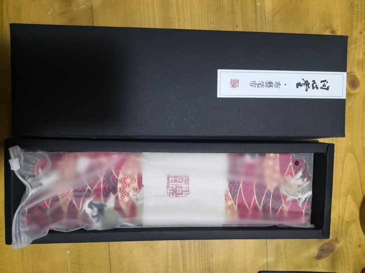 宫廷布艺笔帘，这种笔帘内含毛毡的价格会比普...