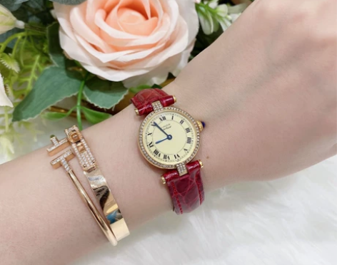 卡地亚 Cartier 中古款 红色皮带手...