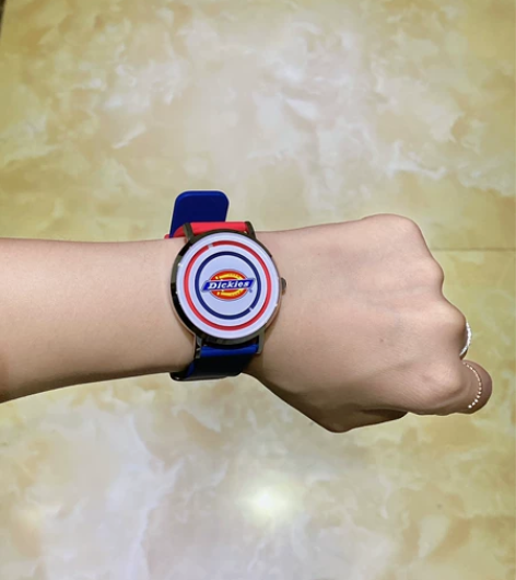 Dickies小标靶手表 蓝红表带 还有白...