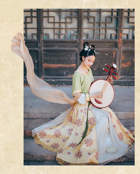 池夏家       绿芜         ...