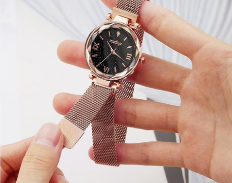 抖音同款网红手表 米兰尼斯满天星手表女批发...