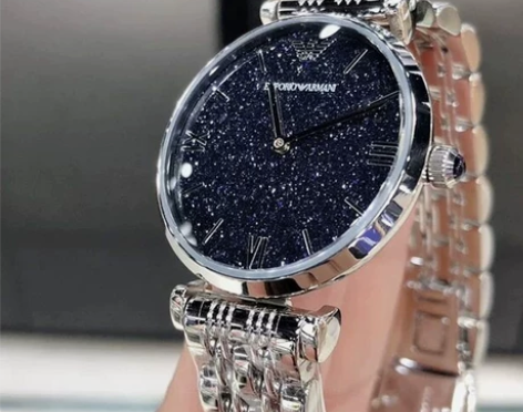 阿玛妮正品满天星手表女士2021年新款十大...