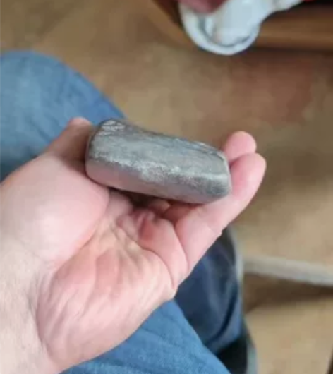 石器时代，石斧，顺手，饱满，细石，石质好，完整。物品特殊，售...