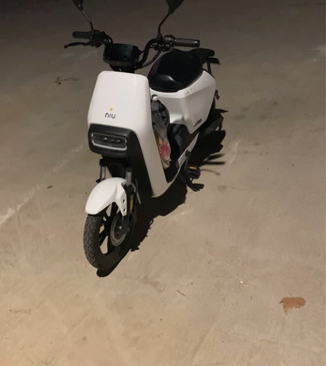 小牛电动g260。可拆卸原装锂电池。整车无...