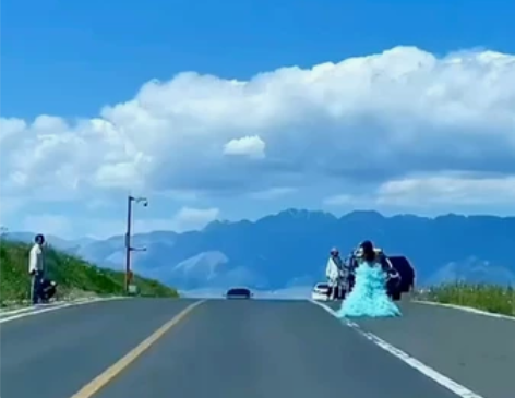 二手1.5米电动三轮车！ 感兴趣的话点“我...