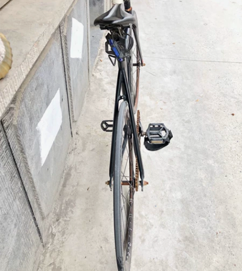 死飞 AV车架 放了几年了。链条上油就行。...