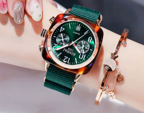 2022新款周冬雨同款手表女Briston...