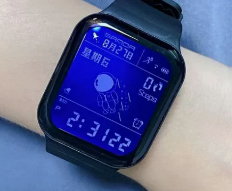 学生计步电子表太空人电子表 卡路里显示防水...