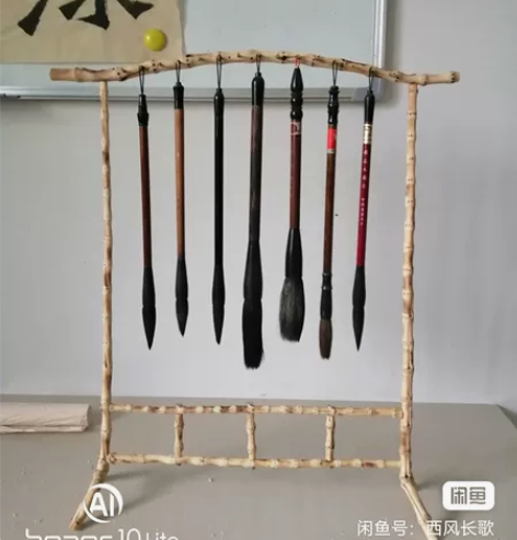 手工制作竹鞭毛笔架挂毛笔文房用，采用本地特...