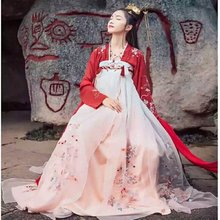 剧本杀汉服古装红色齐胸反串绝绝子！