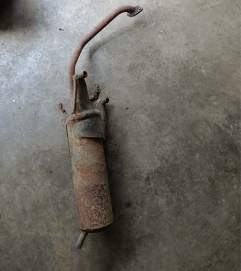 力帆摩托，100c排气筒 感兴趣的话点“我...