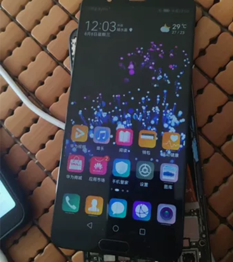 华为nova 2s屏幕总成，触屏好。 感兴...