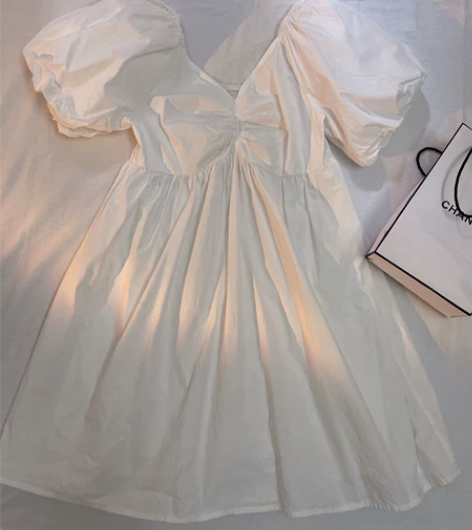 泡泡袖连衣裙气质法式甜美短款小个子娃娃公主...