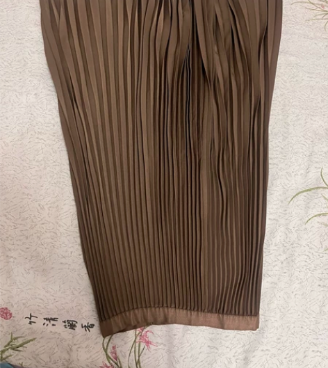 大摆裙，也是钢琴裙，几乎全新，急出 感兴趣...