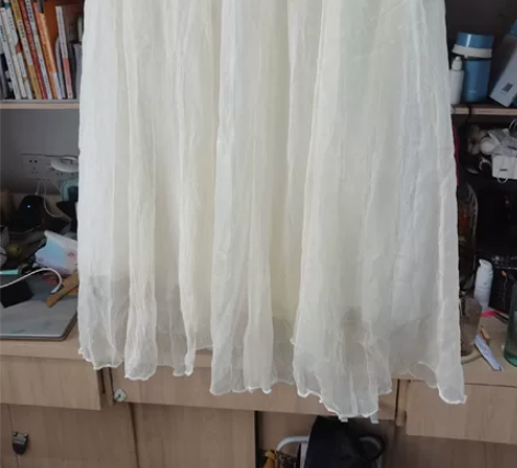 温柔金丝双层雪纺大摆裙 纱裙，金光闪闪的内...