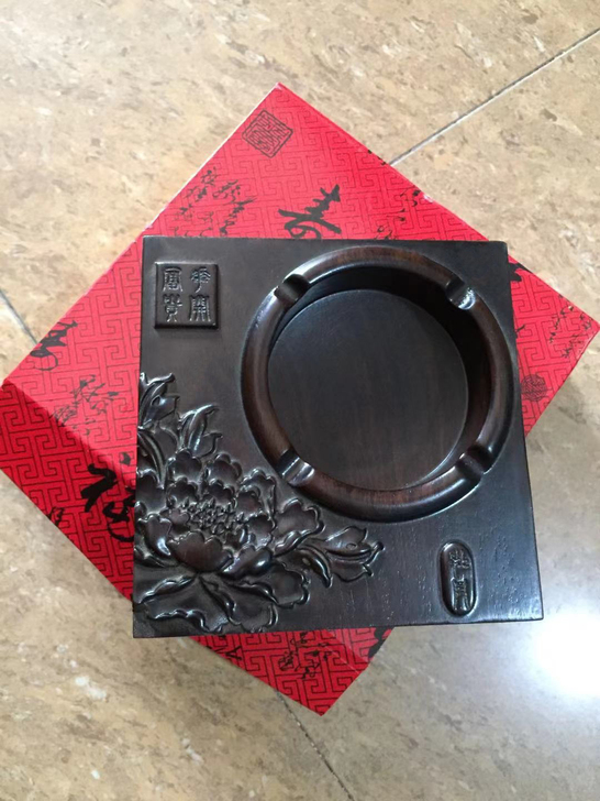 牡丹花开烟灰缸黑梓木