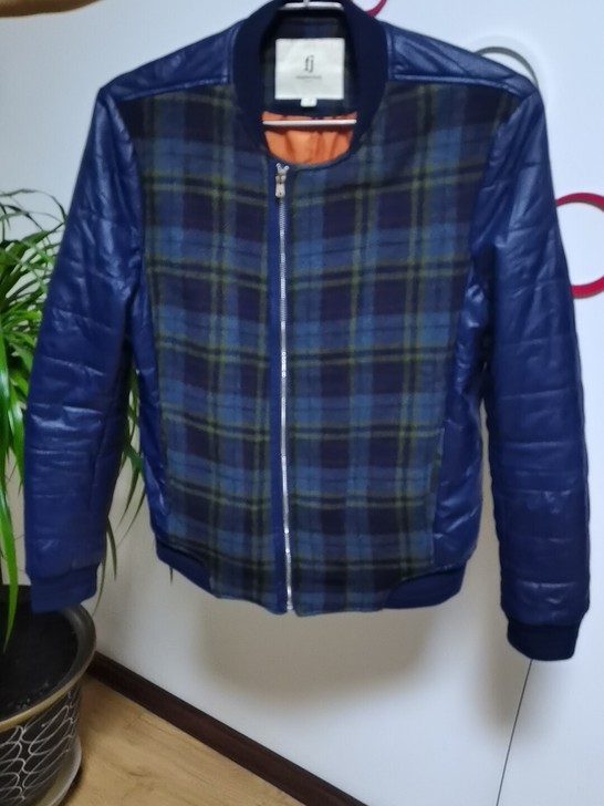 男士马克华菲棒球棉服，基本全新，买小了，X...