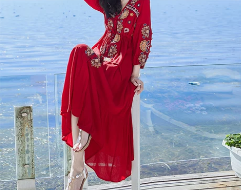 2021新夏大红色连衣裙法式复古裙子收腰气...