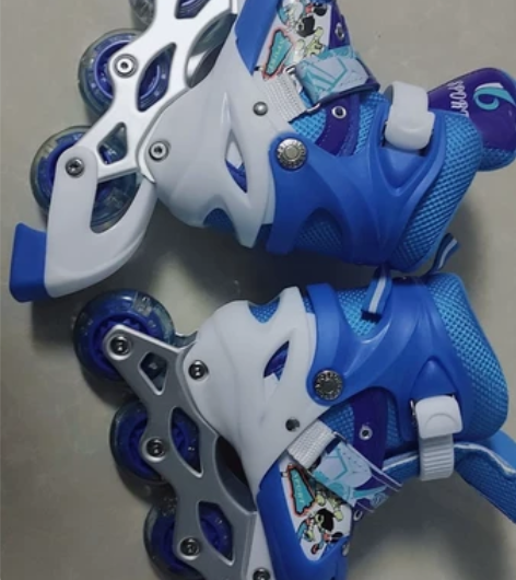 【特价清仓】全新儿童溜冰鞋【大小可调】3-...