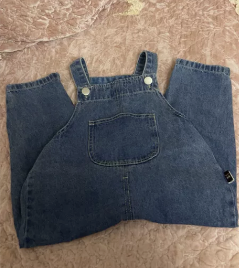 100码背带牛仔裤 穿过已洗干净 身高90...
