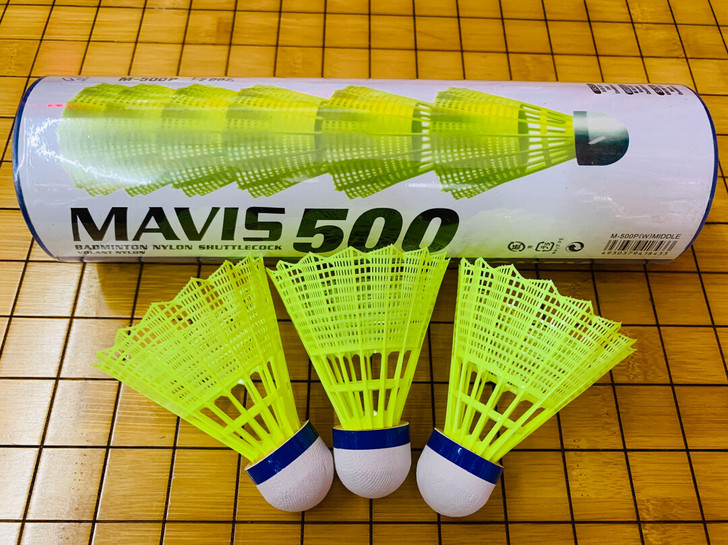 全新yy尤尼克斯500羽毛球尼龙球黄色塑料...