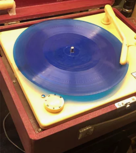 老电唱机 中华206点唱机 功能正常，一切...