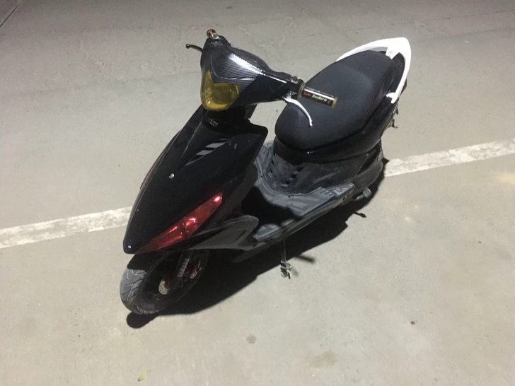 飞鹰雅马哈微改外观带证件