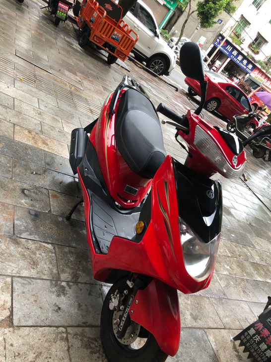 准新车 踏板摩托车 手续齐全