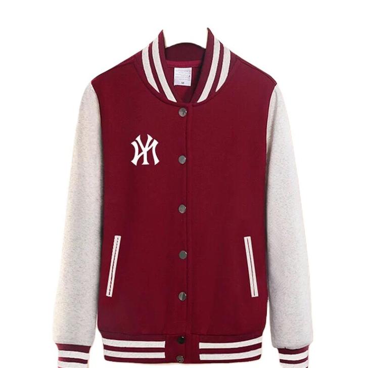 酒红色棒球外套