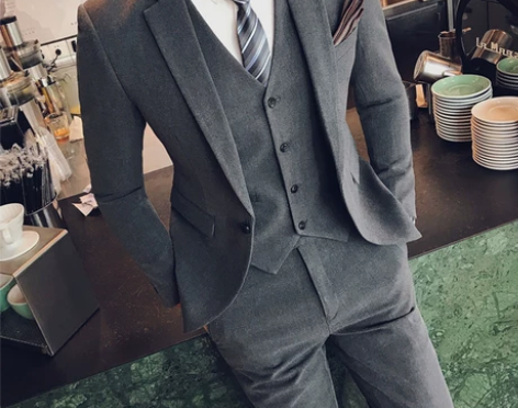 西服套装男三件套，结婚穿了一次就没穿了，马...