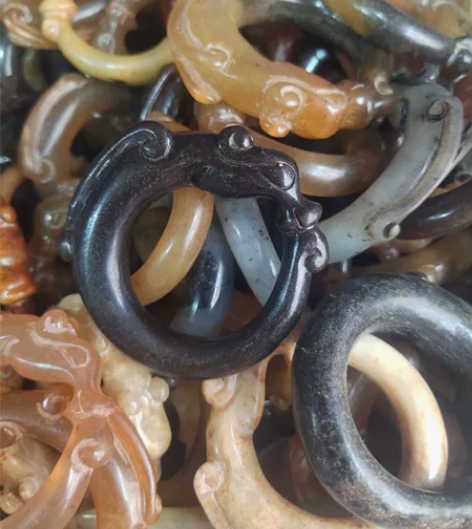 古龙镯 感兴趣的话点“我想要”和我私聊吧～