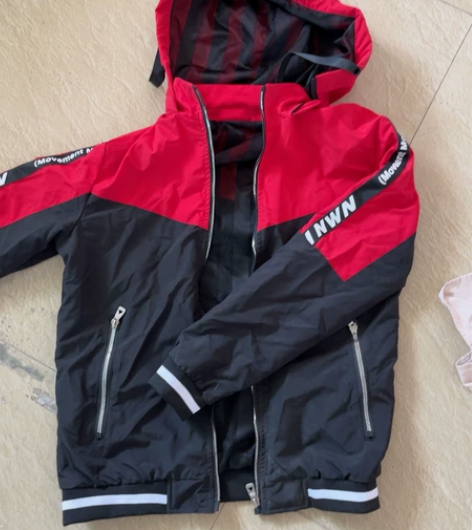 清仓了 春秋薄款男士休闲连帽外套休闲运动中...