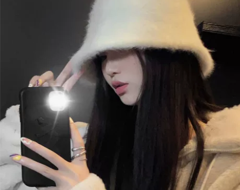 白色可爱兔毛渔夫帽女秋冬毛绒水桶帽大头围盆...