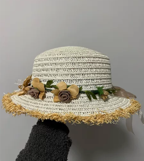 度假风草帽 感兴趣的话点“我想要”和我私聊...