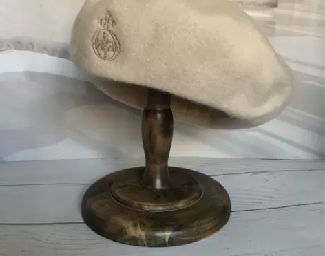 包邮 E家秋冬新品澳洲绵羊毛呢刺绣纯色百搭...