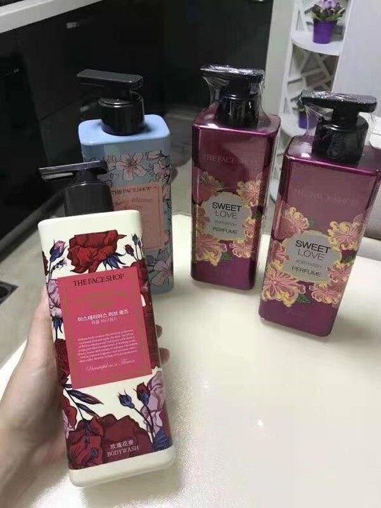 菲诗小铺香水沐浴露